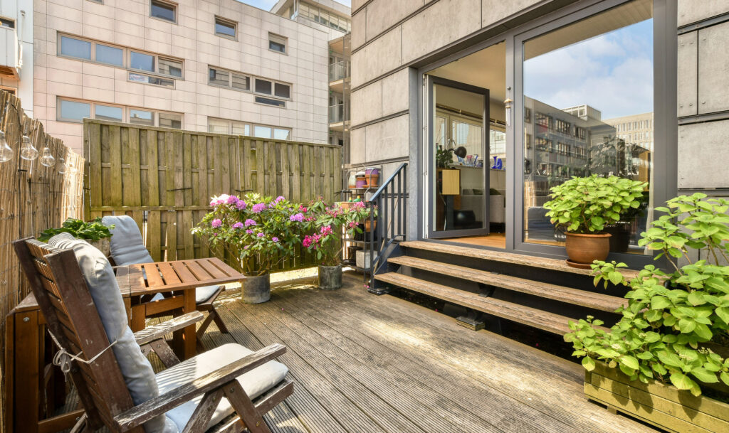 Small Space, Big Impact: Design Hacks for Creating a Stylish Urban Deck